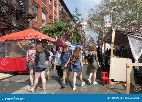 Feast of San Gennaro editorial stock photo. Image of ethnic - 100507943