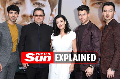 Who are the Jonas Brothers' parents? | The US Sun