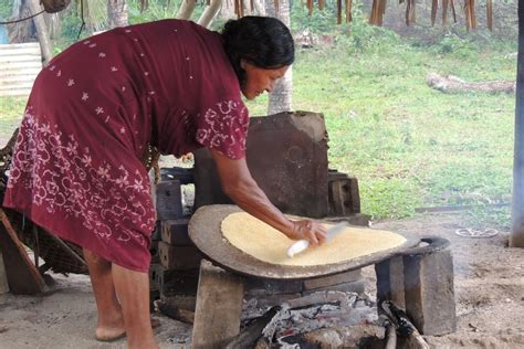 Making Cassava Bread The Guyanese Way! – Things Guyana