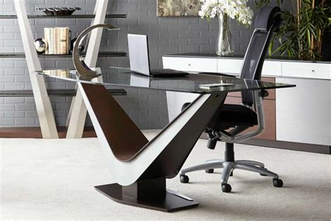 Modern Home Office Desk Buying Guide: 5 Things to Consider