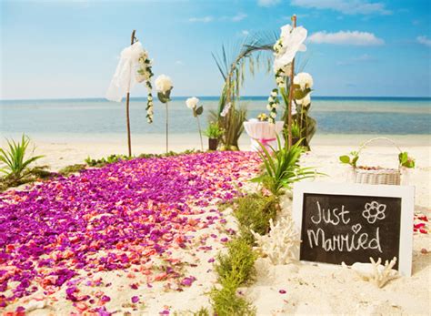 Phuket Honeymoon Packages | Book Honeymoon in Phuket