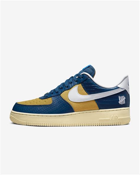 Nike Air Force 1 Low SP Shoes. Nike IN