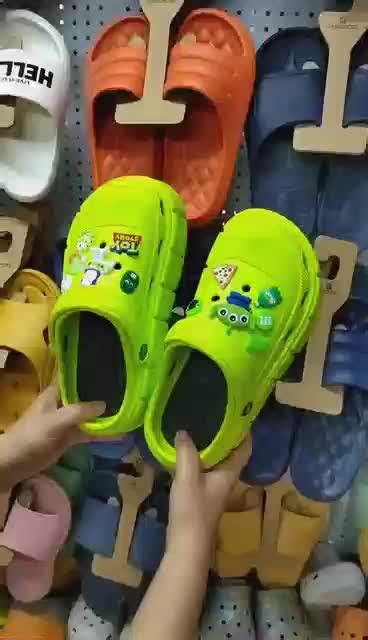 Comic Dripping Plastic Clogs Women Eva Thick Sole Sandals Garden Shoes ...