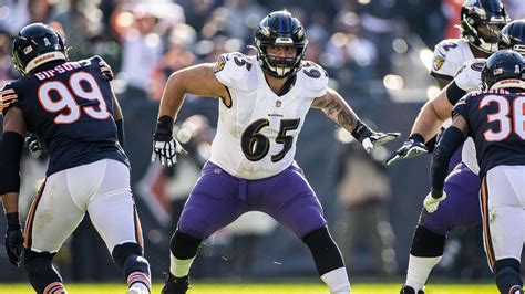 Ravens Sign Versatile Offensive Lineman Patrick Mekari to Contract ...