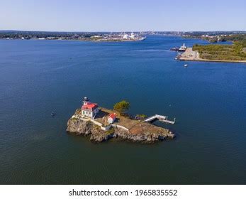 633 Ri lighthouse Images, Stock Photos & Vectors | Shutterstock