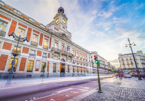 Plaza De La Puerta Del Sol - One of the Top Attractions in Madrid ...