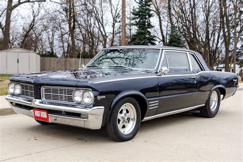 Modified 1964 Pontiac Tempest Custom Sport Coupe for sale on BaT ...