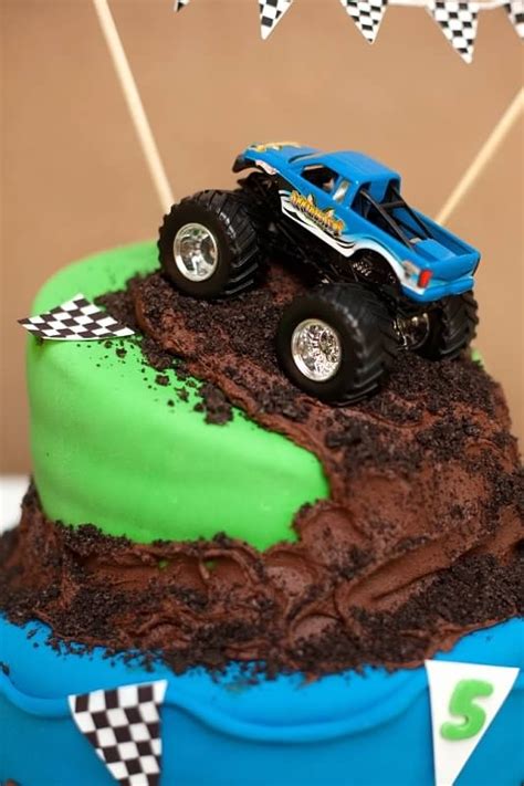 Monster Truck Cake Topper - Monster Truck Fondant Cake Topper Set Large ...