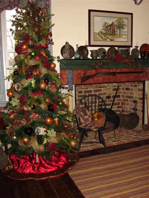 Pin by Terrie Ralston on O Christmas Tree | Country christmas decorations, Colonial williamsburg ...