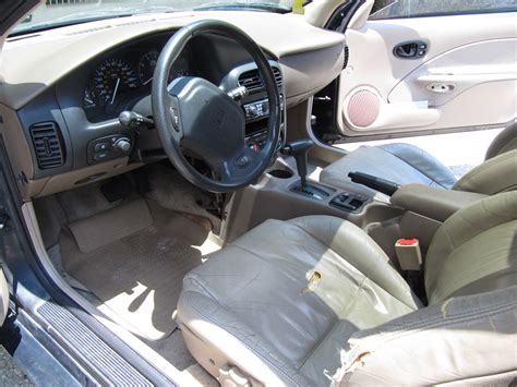 2000 Saturn S-Series - Interior Pictures - CarGurus