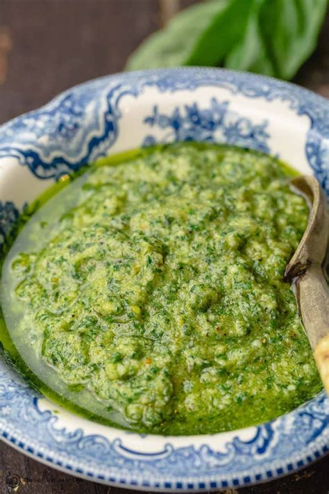 Homemade Basil Pesto Recipe | Basil pesto recipes, Pesto recipe, Almond pesto