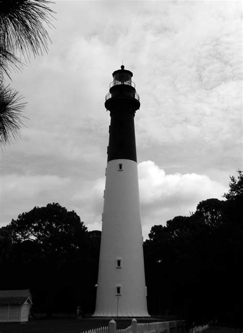 Hunting Island State Park Lighthouse Photograph by Dawn Gagnon - Fine Art America