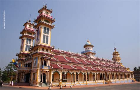 Cao Dai Temple, Tay Ninh - Famous Temple in Southern Vietnam