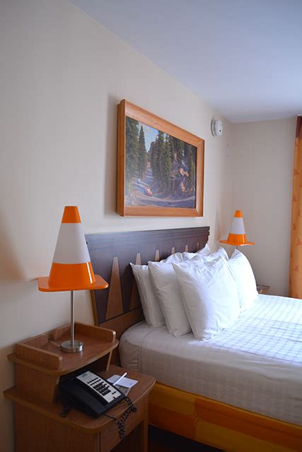 Room Review: Cars Family Suite in Disney World's Art of Animation Resort