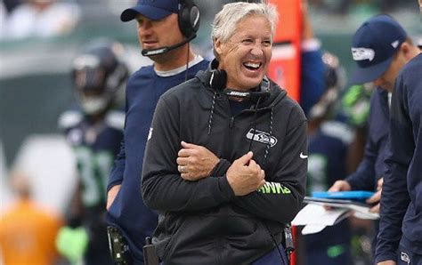 Seattle Seahawks Pete Carroll invites Washington Huskies for scrimmage ...