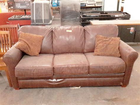 iBid Lot # 9891 - Leather Hide a Bed Couch