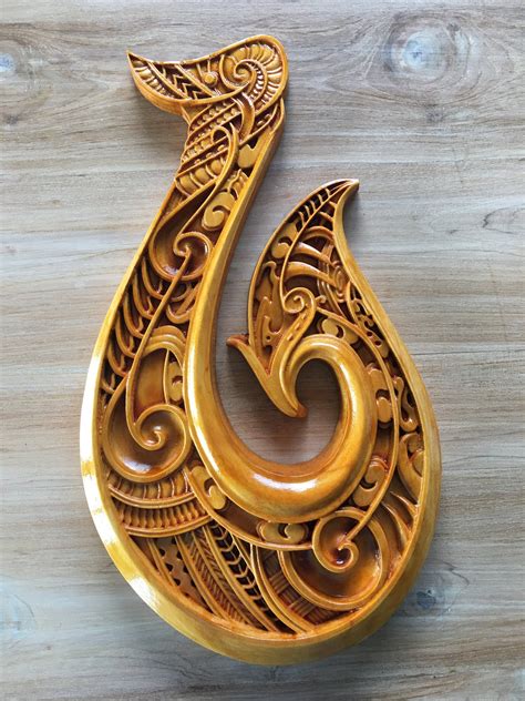 Hei Matau | Maori art, Maori patterns, Carving