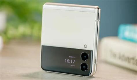 New Google Flip Phone 5G (2024): Price, Specs & Release Date