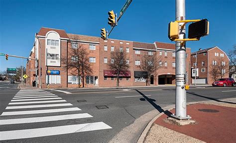 Arlington, Virginia Hotel Photos - Comfort Inn Ballston