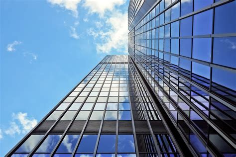 Glass skyscraper - modlar.com