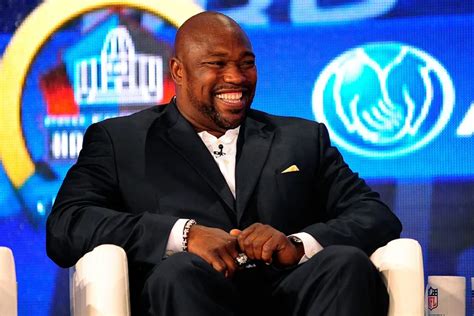 Warren Sapp Net Worth 2024: What Is The NFL Icon Worth?