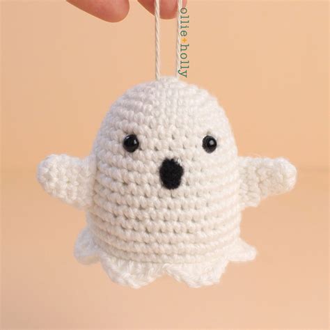 Ghost Amigurumi Crochet Ornament (Pattern Only) - Ollie + Holly | Amigurumi Crochet Patterns