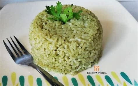 Cómo hacer Arroz Verde (Una receta Saludable y muy económica)