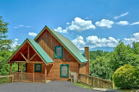 RU - A Mountain View Theater Lodge - Pigeon Forge, Tennessee, Cabins, Pigeon Forge, United ...