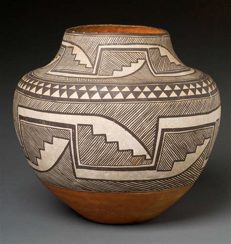 Native American pottery exhibit at Bellarmine Museum - Fairfield Citizen