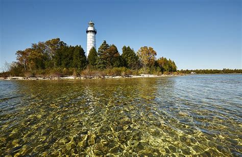 Lighthouses - Experience | Destination Door County