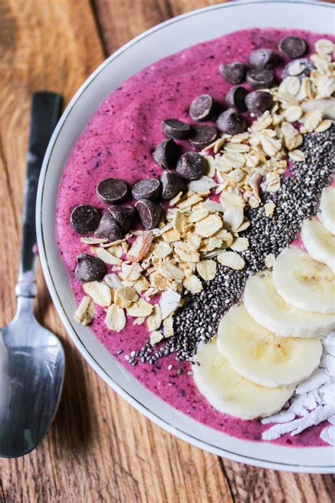 Berry Almond Smoothie Bowl | What Molly Made