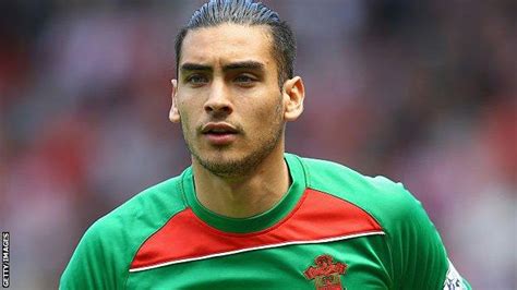 Tottenham sign Southampton goalkeeper Paulo Gazzaniga - BBC Sport