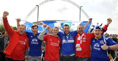 Liverpool FC & Everton FC fans show their Mersey pride at FA Cup semi ...