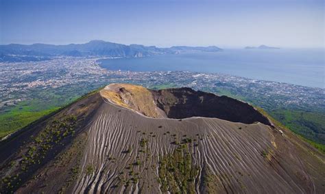 Gas causing ground to rise near Bay of Naples volcano | Geology Page