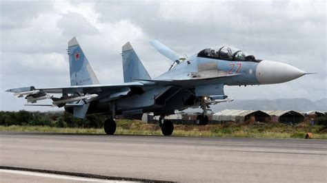 Syria war: Russian jets ‘destroy IS convoy near Deir al-Zour’ – BBC ...