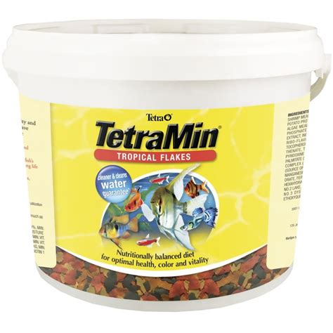 Tetra TetraMin Balanced Diet Tropical Fish Food Flakes, 4.52 lb ...