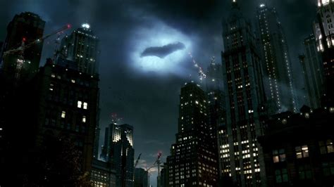 Frank Miller Wants Batman To Explore Gotham City