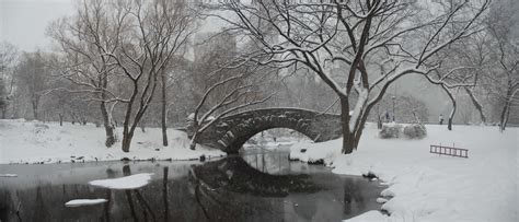 Photo entry: Bridge & Snow