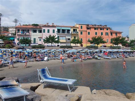 Baia Azzurra Beach - Trovaspiagge