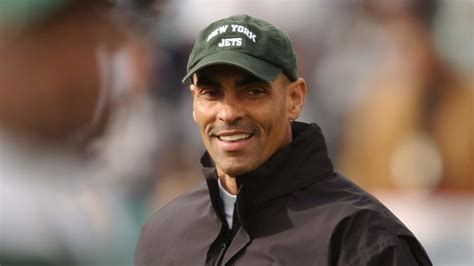 Former New York Jets HC Herm Edwards tests positive for COVID-19