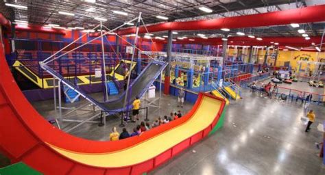 Planet Obstacle | World’s Largest Indoor Obstacle Park