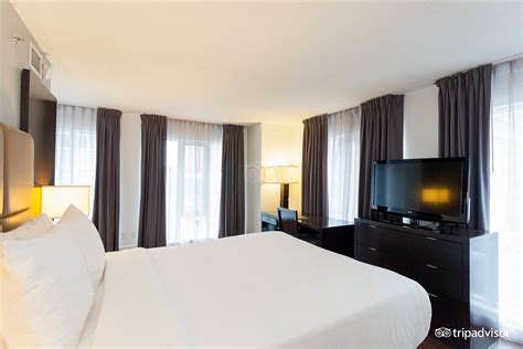 Pantages Hotel Toronto Centre Rooms: Pictures & Reviews - Tripadvisor