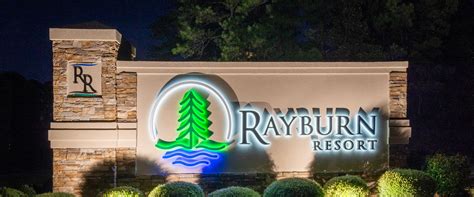 Outfitter Service – Rayburn Resort