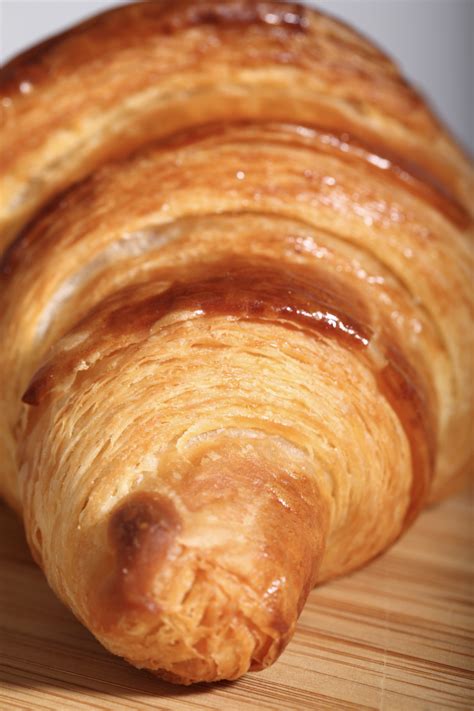 Het recept voor klassieke Franse croissants – Weekend Bakery | Zelfgemaakte croissants ...