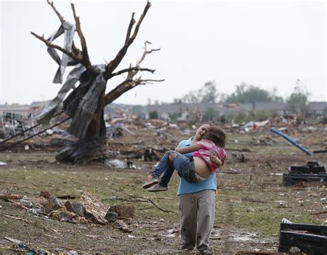 Massive tornado hits Oklahoma - Photo 1 - Pictures - CBS News