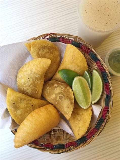 Colombian Empanadas - unacolombianaencalifornia.com