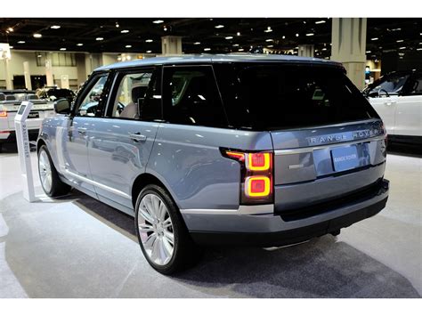 2021 Land Rover Range Rover: 225 Exterior Photos | U.S. News