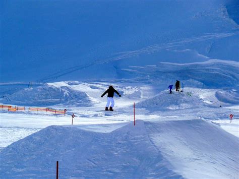 Ski resort Pitztal Glacier (Pitztaler Gletscher) - Skiing Pitztal ...