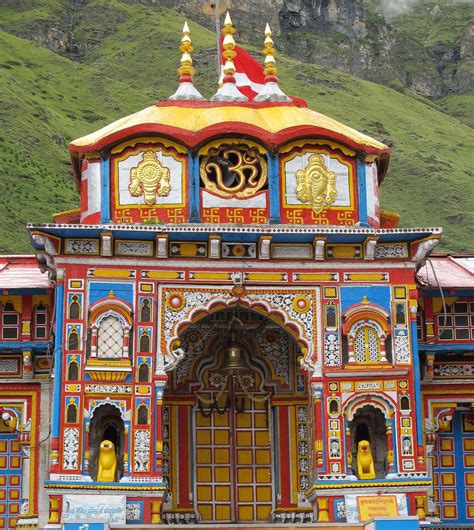 Badrinath Wallpapers - Top Free Badrinath Backgrounds - WallpaperAccess