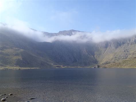 Glyder Fawr Mountain Information